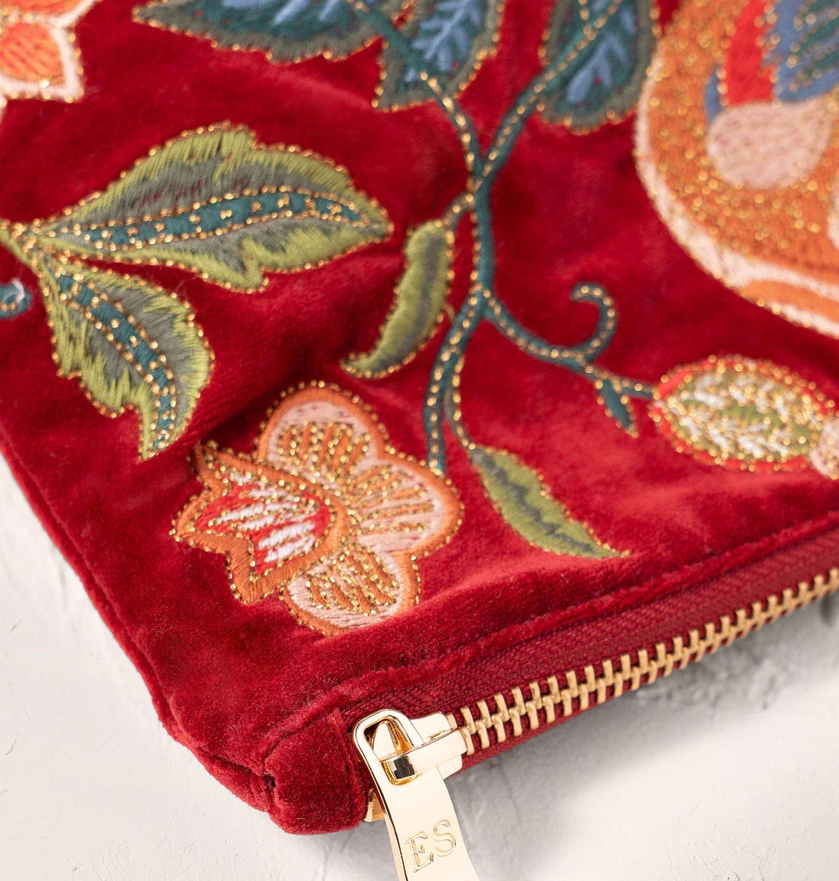 Elizabeth Scarlett Everyday Pouch Botanical Birds Velvet Rouge